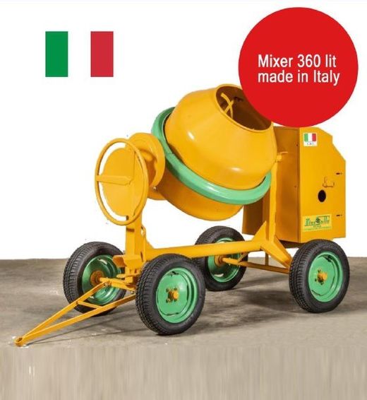 Concrete mixer (Italy)