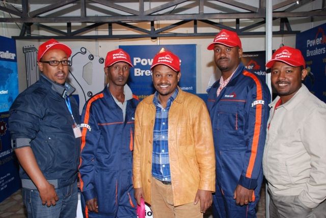 KI sales and technical team at an exhibition